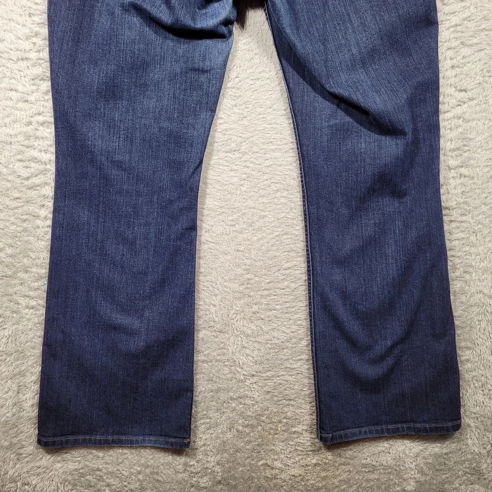 Duluth Trading Co Jeans Men 18W x 33 Blue Bootcut Stretch Denim